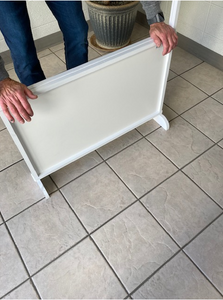 Sneeze Guard Floor Mount 4 Man assembling divider